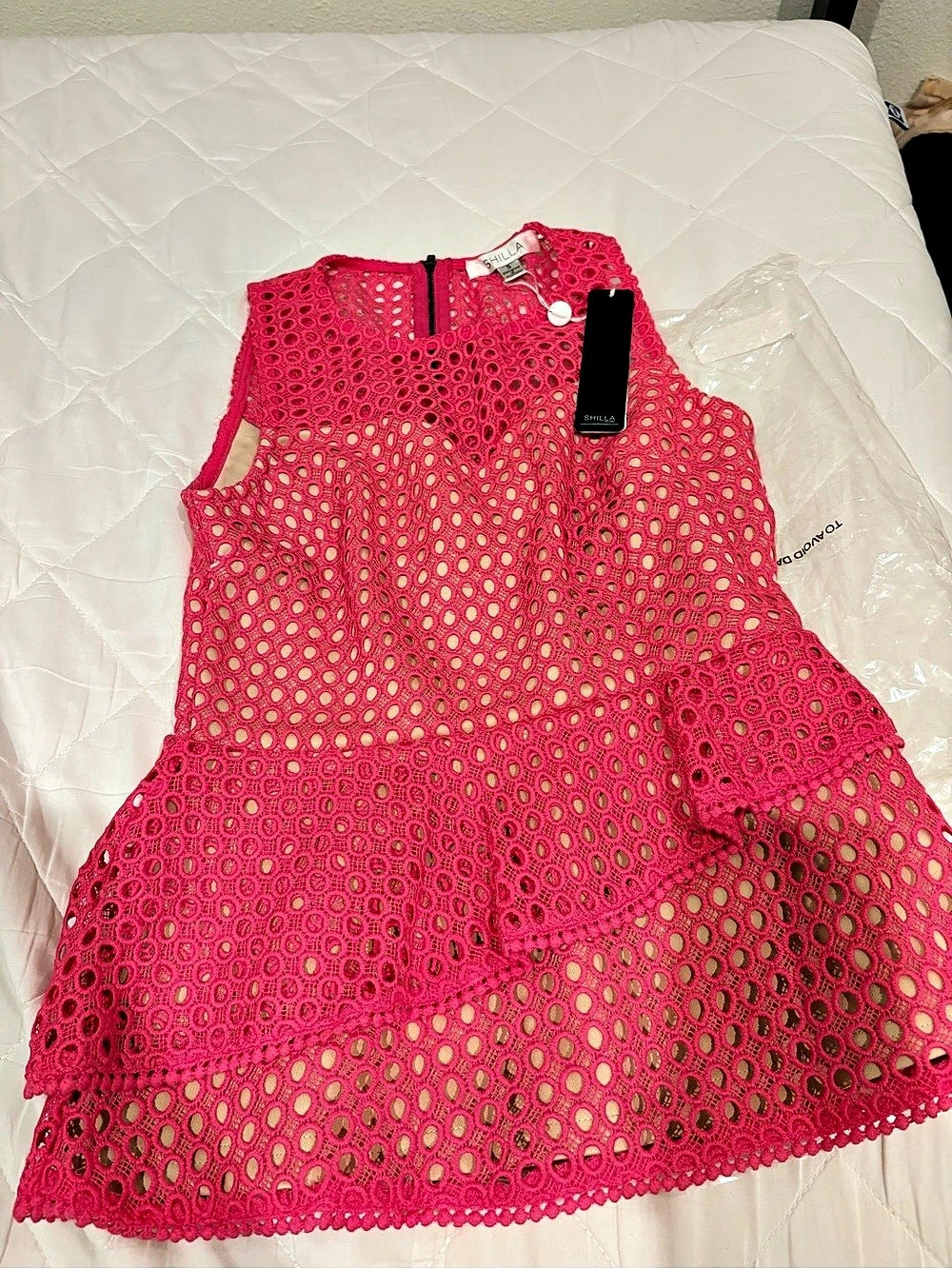 SHILLA Pink Crochet blouse Size Small NWT